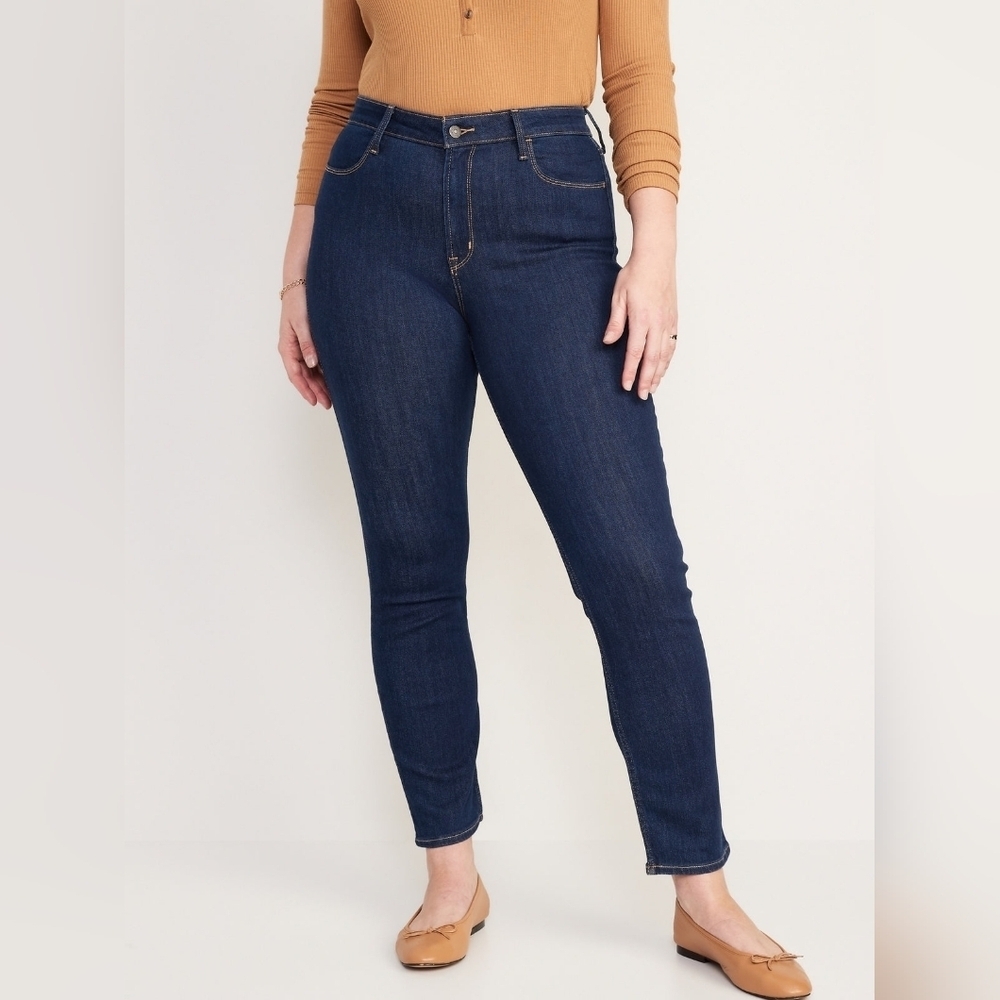 {Old Navy} High Waisted Wow Ankle Supper Skinny Jeans - Size 16 (Dark Wash)